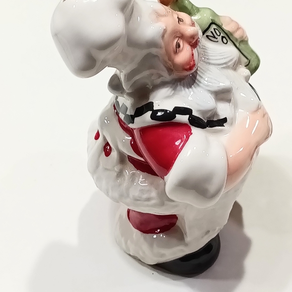 Italian Chef Santa Salt And Pepper Shakers Vintage WCL Ceramic Spice Shakers - Picture 5 of 10
